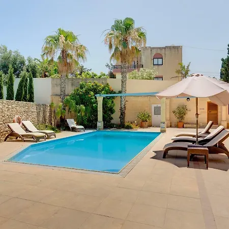Superlative 4 Bedroom With Private Pool * Is-Swieqi