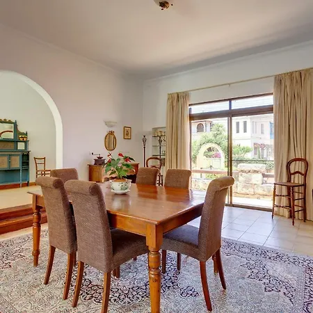 Superlative 4 Bedroom With Private Pool Villa Is-Swieqi