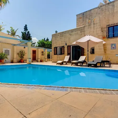Willa Superlative 4 Bedroom With Private Pool